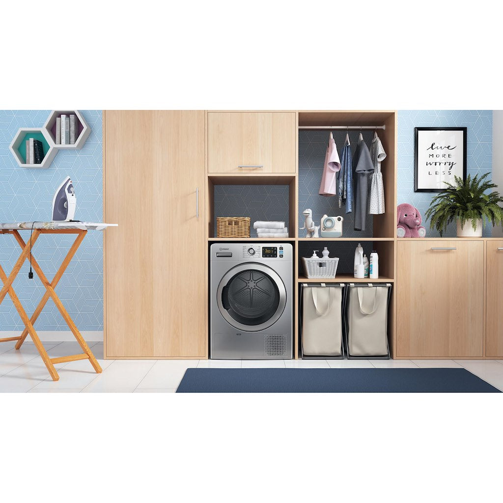 Indesit Heat Pump Tumble Dryer: Freestanding, 8,0kg - YT M11 82SS X UK - Silver